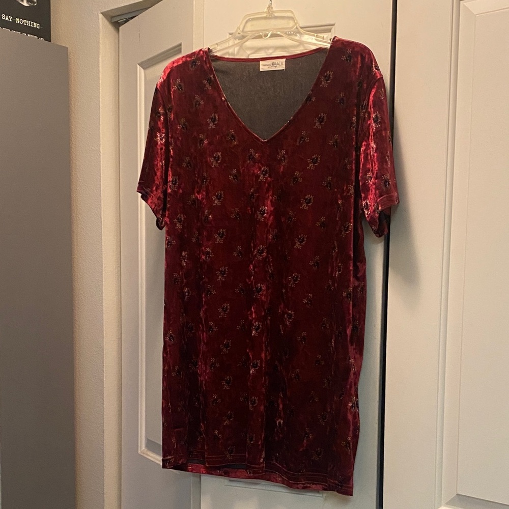 NATURAL LIFE Red Velvet Floral Dress